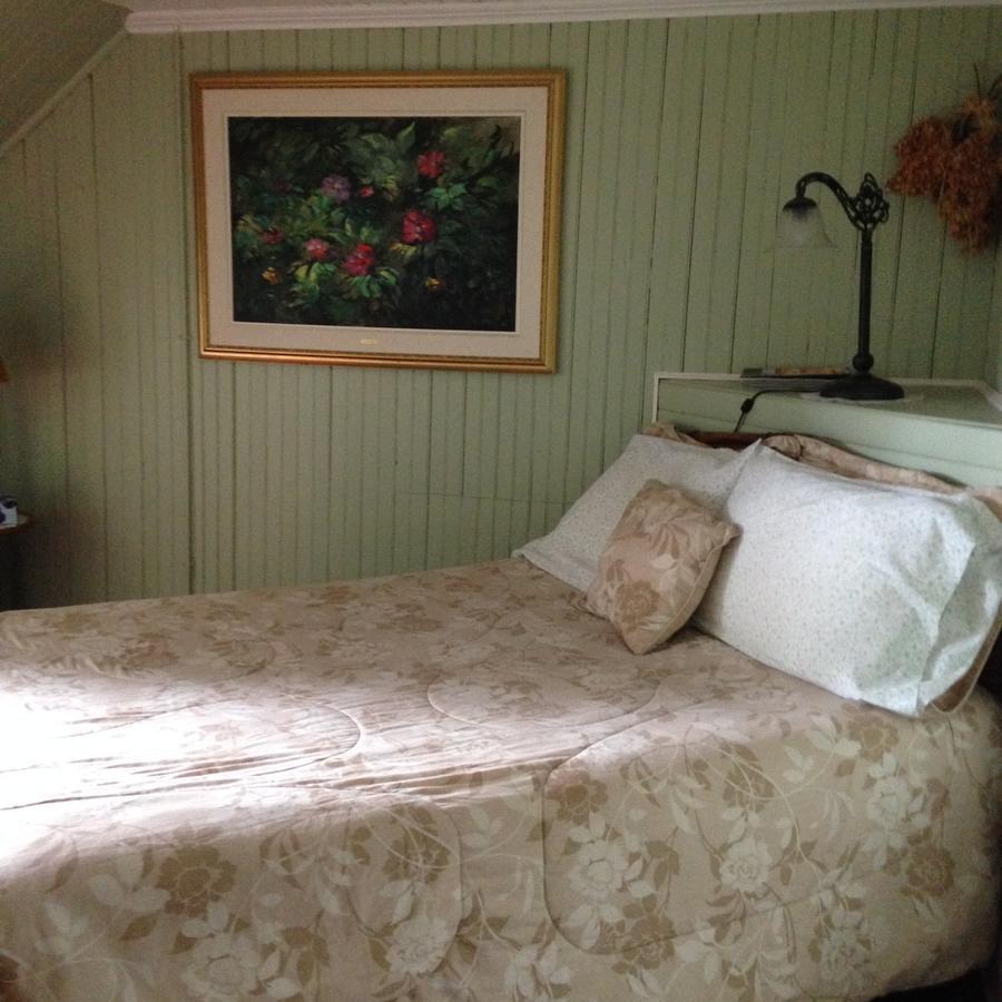 Inn Les Blancs Moutons Saint-Laurent-de-l'ile d'Orleans